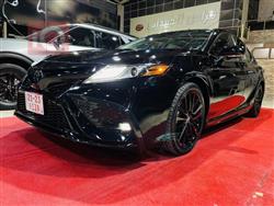 تۆیۆتا کامری